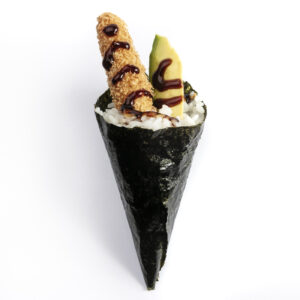 Temaki, cono di alga nori con riso, gambero in tempura e avocado.