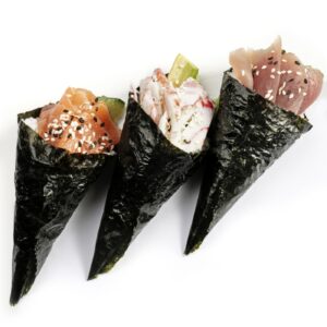 3 temaki con salmone, tonno e polpa di granchio